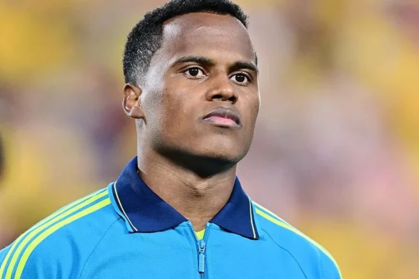 Arias perde titularidade na Colômbia e torcida do Palmeiras detona contratação