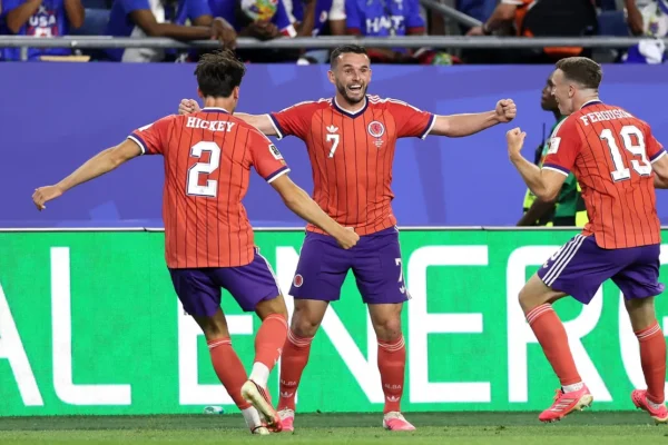 Escócia bate Haiti por 1 a 0 na estreia da Copa com gol de McGinn