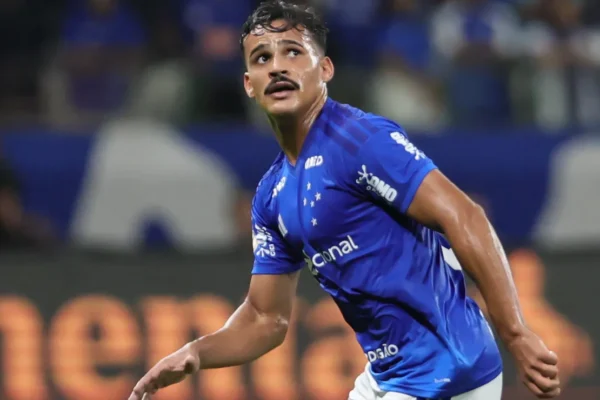 Cruzeiro recebe nova proposta do Como por Kaiki; Itália insiste