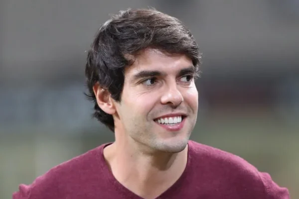 Kaká compara Endrick a si em 2002: ‘Seu momento na Copa vai chegar’