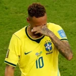 Neymar curte folga em NY e detalhe em foto gera burburinho na web