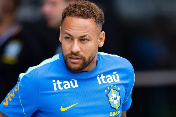 Neymar fora do top-10 salarial da Seleção na Copa: veja quem lidera