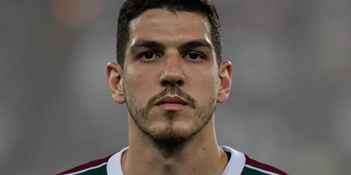 Fluminense foca em zagueiro e Nino é alvo para julho