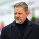 Schmeichel aponta erro grave no gol de Messi: ‘VAR falhou’