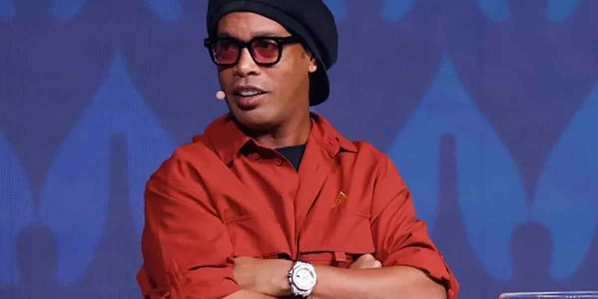 Ronaldinho Gaúcho exalta Messi após argentino se tornar maior artilheiro das Copas