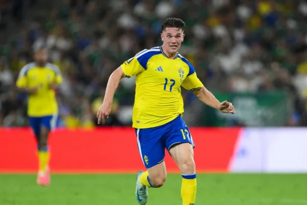 Suécia com força total: Isak e Gyökeres prontos para desafiar a Holanda