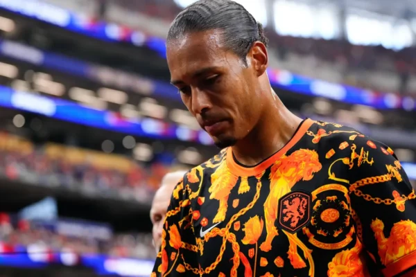 Van Dijk rebate críticas à Holanda após empate frustrante com Japão na Copa 2026