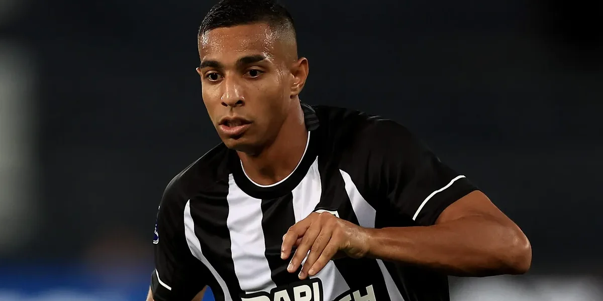 São Paulo oficializa proposta por Victor Sá, ex-Botafogo, com aval de Dorival