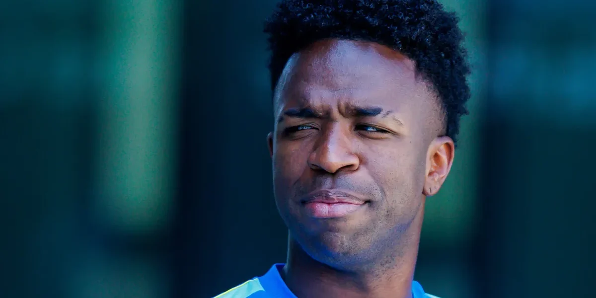 CBF aciona Fifa por gol anulado de Vini Jr. contra a Escócia