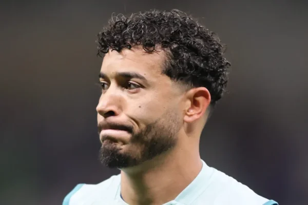 Cruzeiro não segura William: lateral pode sair na janela