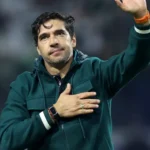 Abel Ferreira no Fulham? André Hernan descarta saída antes de 2027