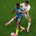 Jhon Arias brilha na Copa do Mundo e torcida pede mudança de posição no clube