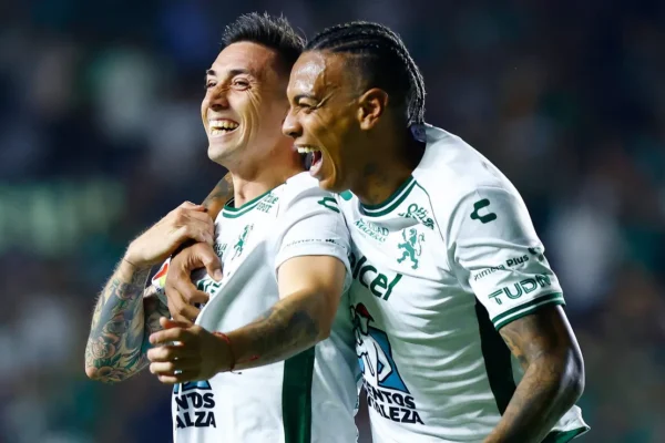 Grêmio nega negociação com volante chileno Rodrigo Echeverría