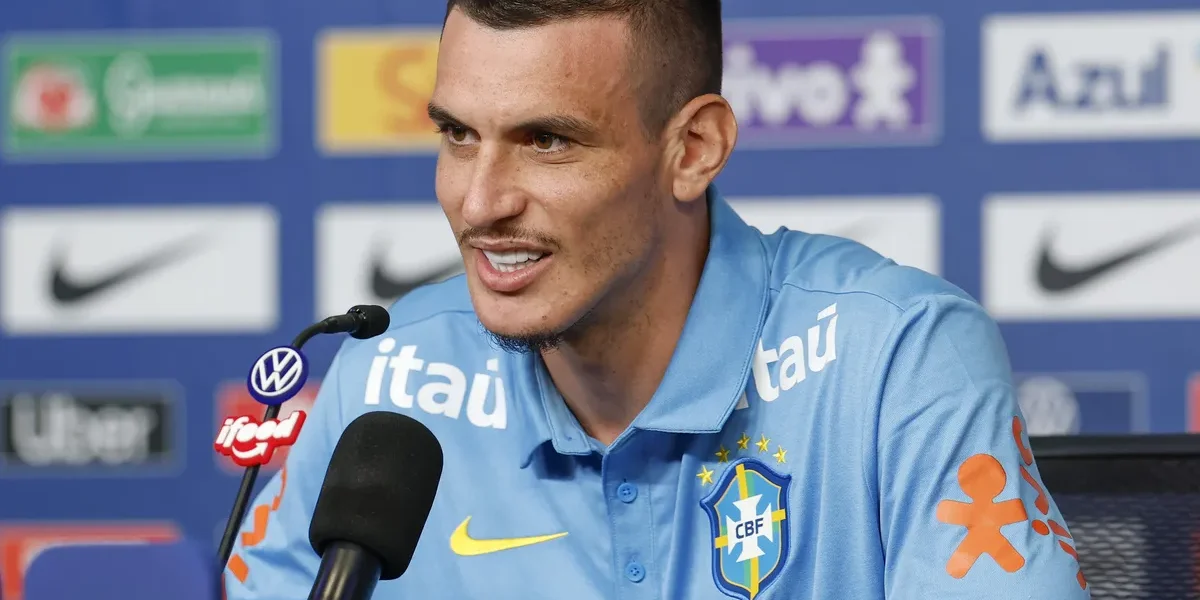 Ibáñez segue blindado por Ancelotti após falhas contra Marrocos