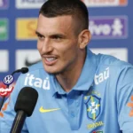 Ibáñez segue blindado por Ancelotti após falhas contra Marrocos