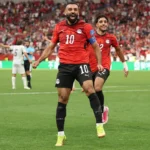 Salah decide, Egito vira sobre a Nova Zelândia e encaminha vaga nas oitavas
