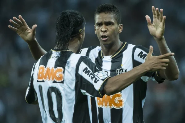 Ex-Flamengo? Não, mas Jô é preso pela 5ª vez por pensão atrasada