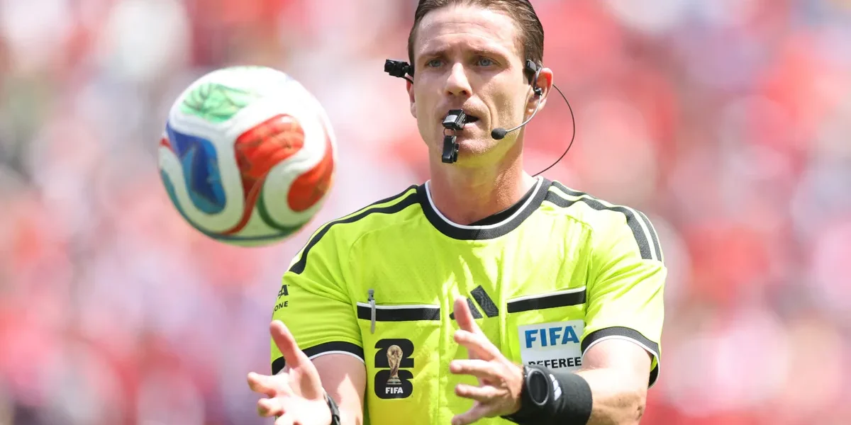 Árbitro brasileiro Ramon Abatti Abel apitará Suíça x Canadá na Copa