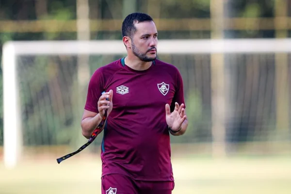 Saulo Silva explica plano do Fluminense na pausa e promete volta forte