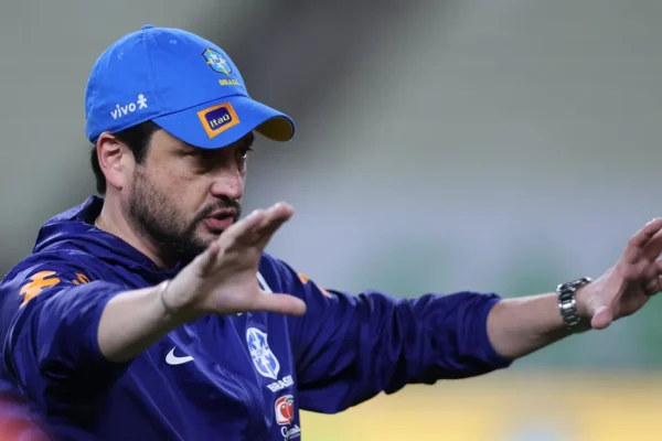 Arthur Elias projeta duelo equilibrado contra os EUA: ‘Será um jogo forte’