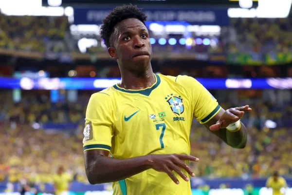 Argentina detona Brasil: ‘Vinidependência’ e atuação frágil na Copa