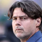 Pochettino critica Claus por expulsão de Balogun e compara com Messi