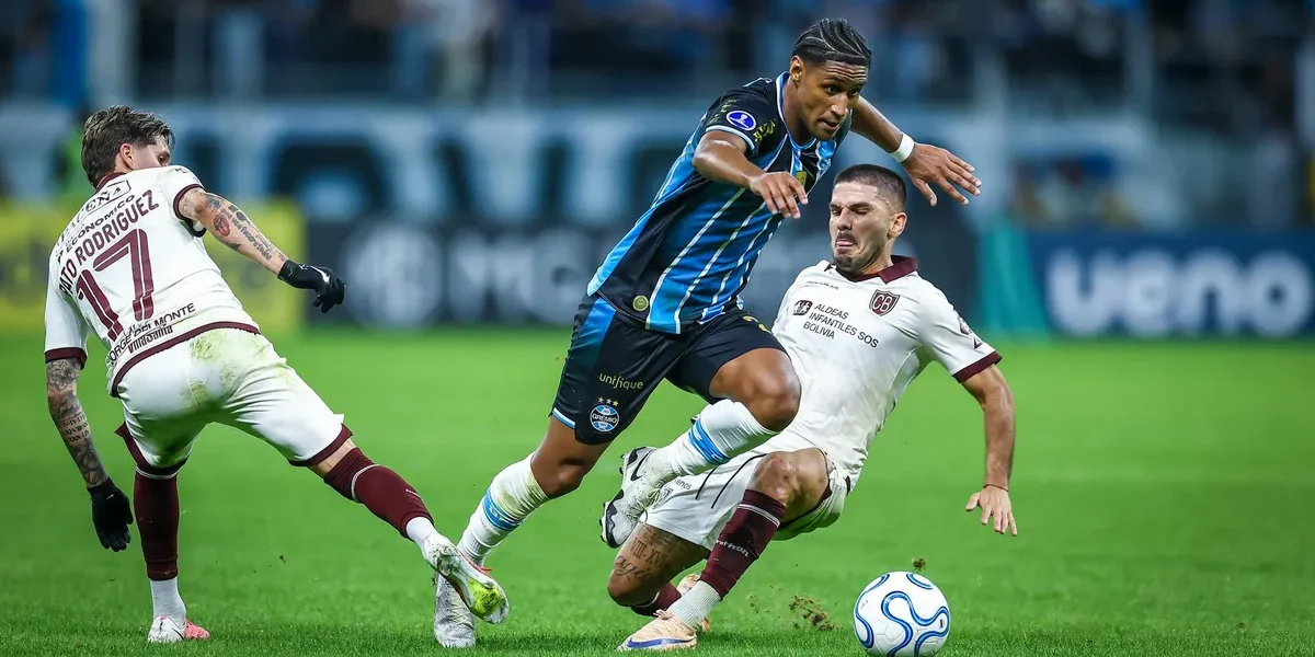 Grêmio afunda na melancolia: eliminação para o Bolívar escancara crise e aumenta pressão em Luiz Castro