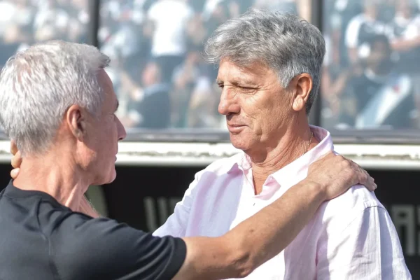 Pressão em Luís Castro: Renato Portaluppi volta a ser cogitado no Grêmio