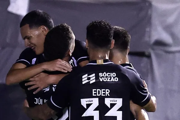 Ceará ganha três reforços e busca reação contra América-MG na Série B