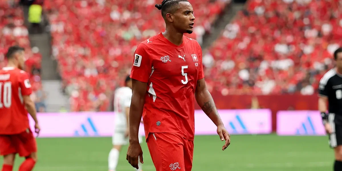 Akanji jura nunca mais bater pênalti: ‘Foi desastroso’