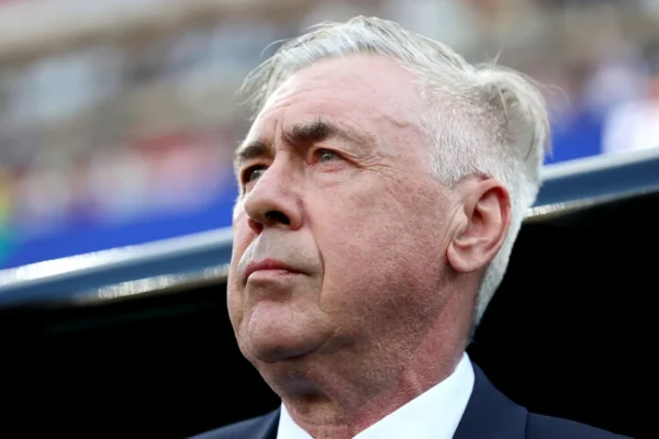 Brasil x Noruega: Ancelotti mantém dúvida no meio-campo para oitavas
