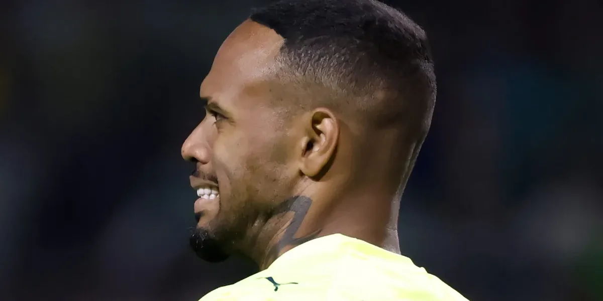 Falha bizarra de Carlos Miguel faz Palmeiras perder e viraliza na web
