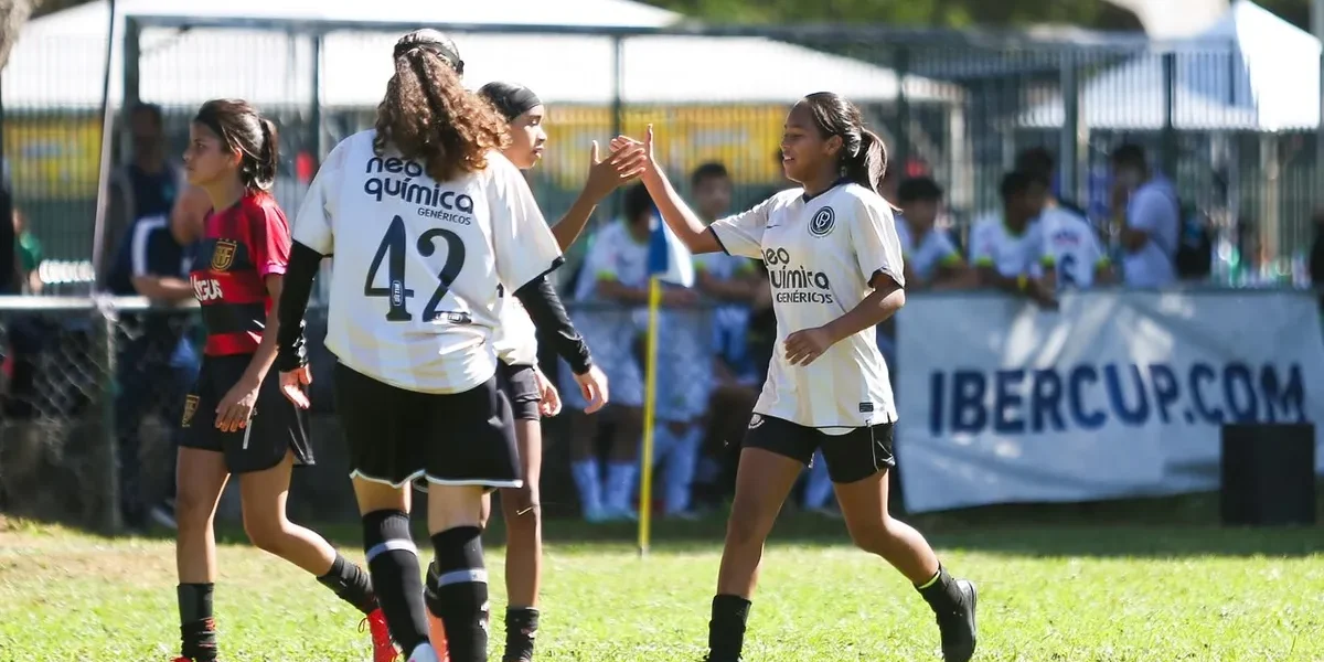 Flamengo de Guarulhos perde na estreia da IberCup Sub-14 feminina