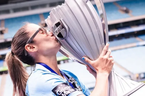 Daniela Montoya se despede do Grêmio e exalta futebol brasileiro: “Sempre no coração”