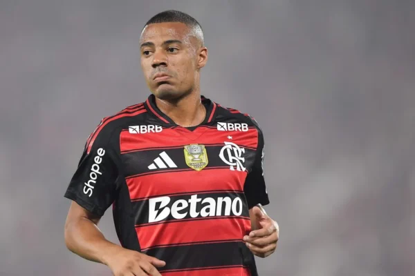 De La Cruz quer trocar o Flamengo pelo Peñarol, diz presidente: ‘Ele quer vir’