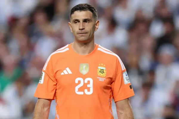 Pickford vs Martínez: Números idênticos antes da semifinal da Copa