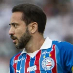 Everton Ribeiro vive pesadelo no Bahia e torcida pede saída do ex-Flamengo