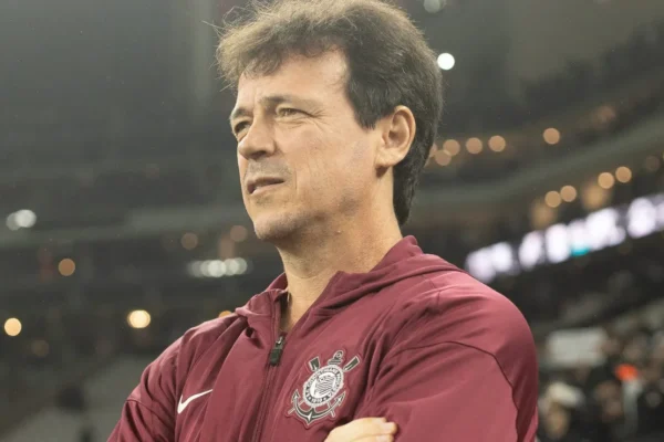Diniz transforma Corinthians em máquina ofensiva e Timão vence mais uma