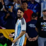 Flaco López revela detalhe do acaso que manteve Julián Álvarez em campo e garantiu vitória
