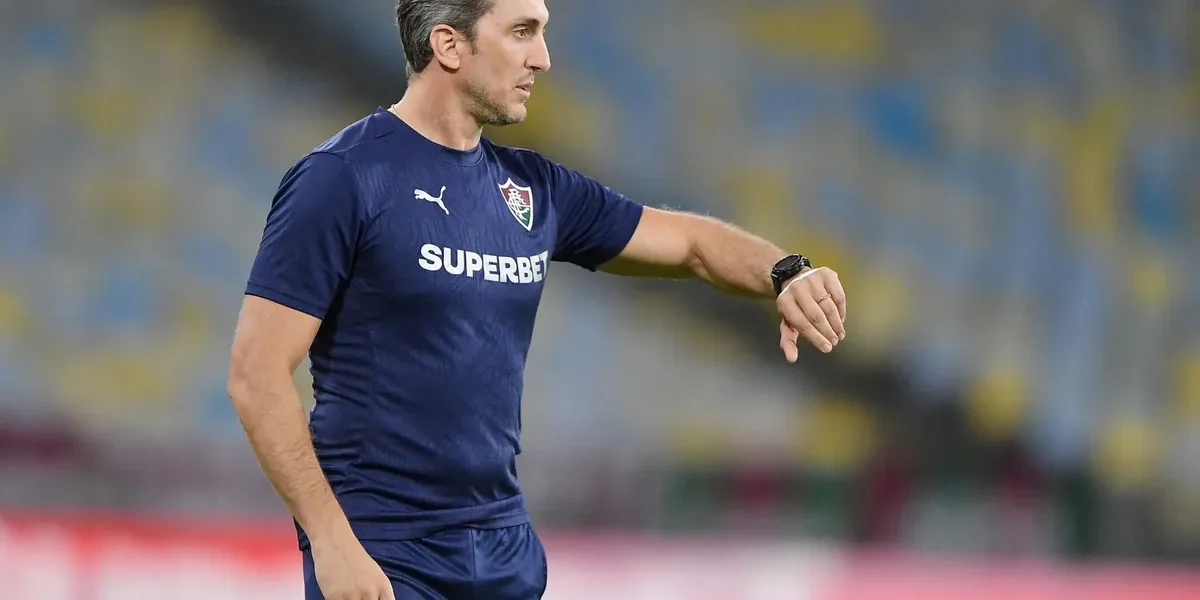Fluminense aposta na base: jovens substituem Savarino contra o Grêmio