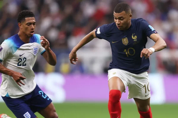 França x Inglaterra: Onde ver ao vivo, horário e escalações da Copa 2026