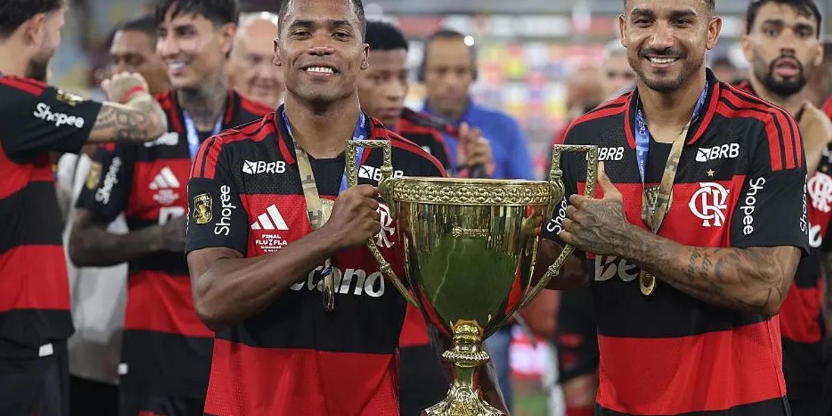 Alex Sandro pode virar zagueiro no Flamengo e clube já planeja novo lateral