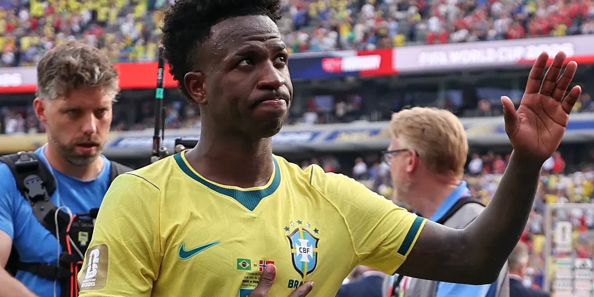 Vini Jr manda recado a Neymar e jura recolocar o Brasil no topo após eliminação