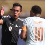 PC de Oliveira explica: mão de Rabiot não invalida gol da França contra Marrocos