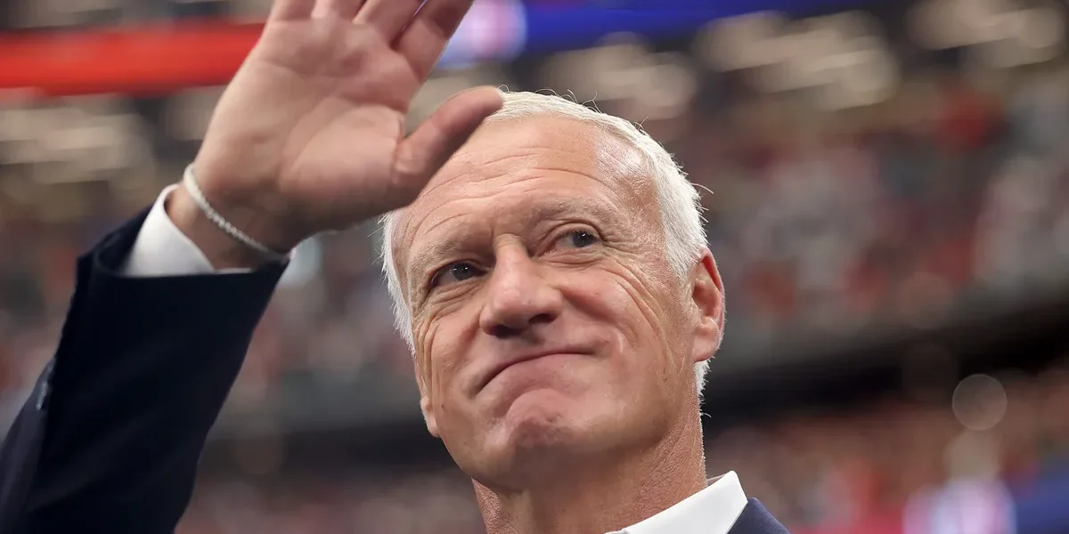 França domina Inglaterra em 3º lugar; Deschamps busca despedida histórica