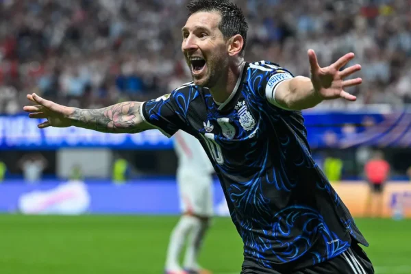 Felipe Melo exalta Argentina e chama Messi de ‘extraterrestre’ após virada histórica