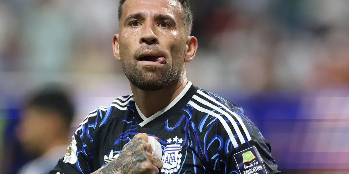 Otamendi parte para cima de Rodri após final: ‘Para de falar, boludo’