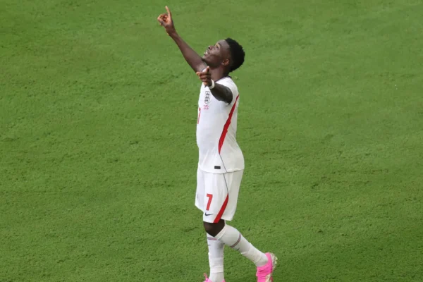 Saka desabafa após hat-trick: ‘Queria mais minutos na Copa’