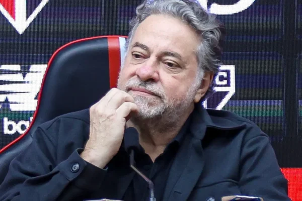 Casares rebate acusações: ‘Sou vítima de perseguição política’