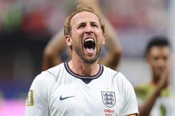 Kane elogia Haaland antes do duelo e diz: ‘Me vejo diferente’